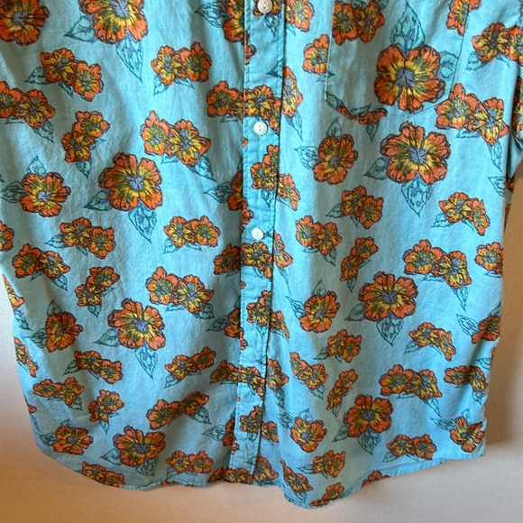 Men’s Hang Ten Floral Short Sleeve Shirt - Picture 2 of 5